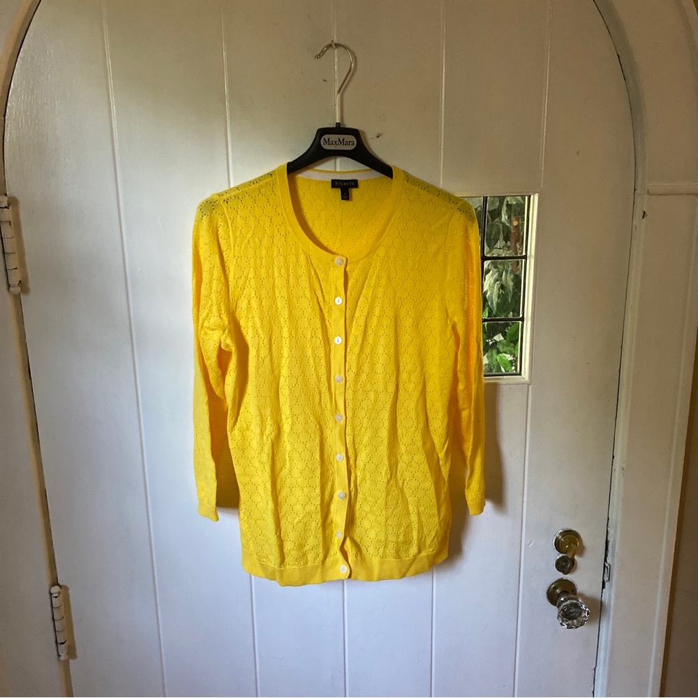 (1) Trendy Yellow Talbots Cardigan Button-Down Sweater Women’s Size Small